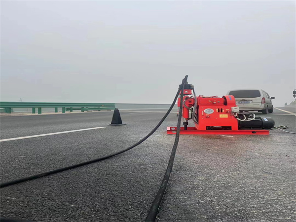 大安镇马路路基路面开裂下沉注浆加固灌浆